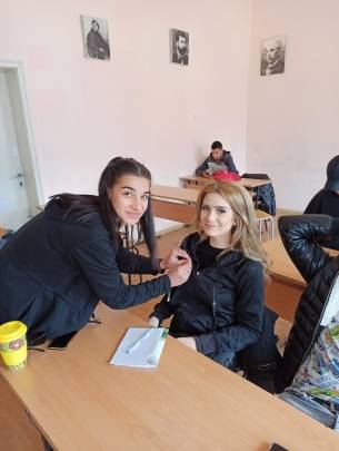 Отбелязахме деня на търпението в Професионална гимназия по търговия и ресторантьорство Враца