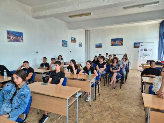 Oткрит урок по български език и литература и интернет и уеб технологии